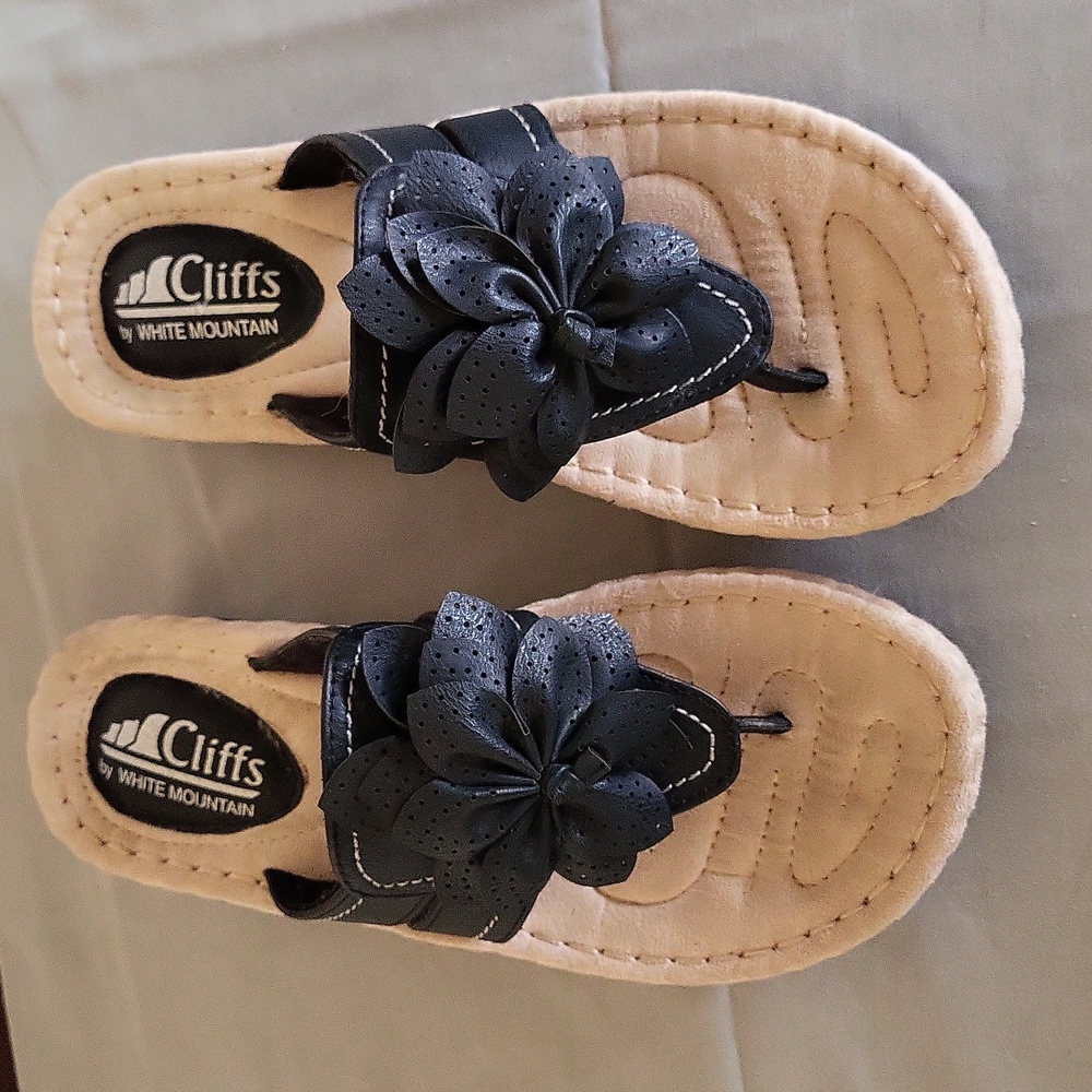 Cliffs  Cupcake 11 BlackWedge Sandal Used WO's 6